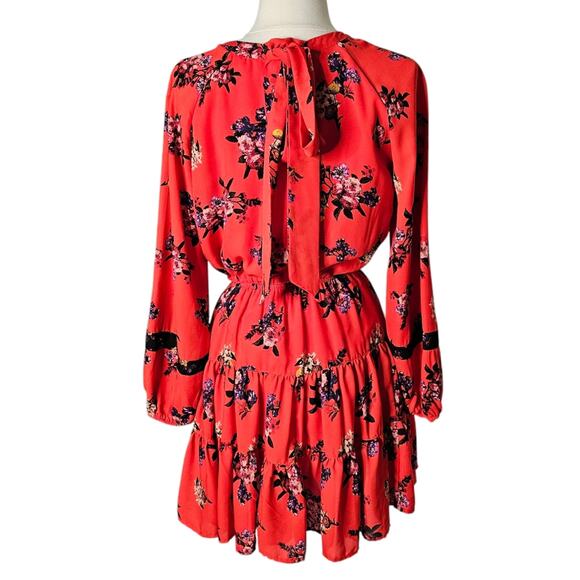 Gianni Bini Red Floral Dress with Neck Tie Size Small - Picture 7 of 10